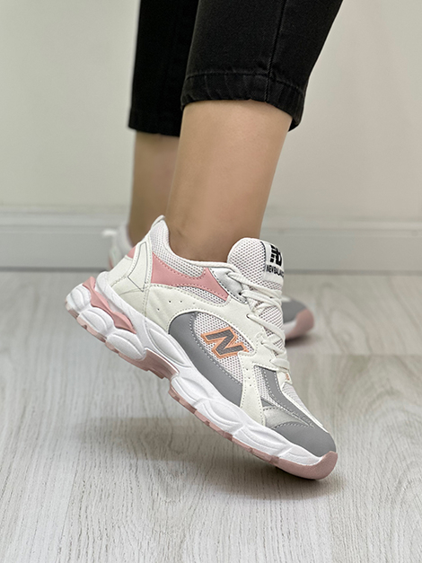 کتونی نیوبالانس 9060 زنانه